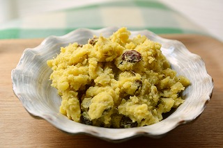 ほんのりかぼちゃのさつまいもサラダ