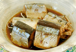 吉野物語うめを使ったさんまの梅酒煮